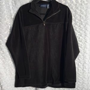 Ribbed texture on yoke & sleeves